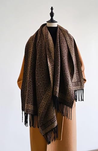 Women Geometric Maze Print Cashmere Scarf with Fringe