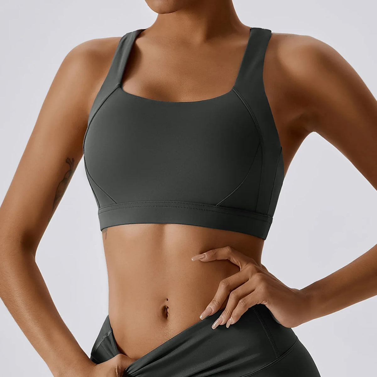 Crossed Shoulder Strap Yoga Bra