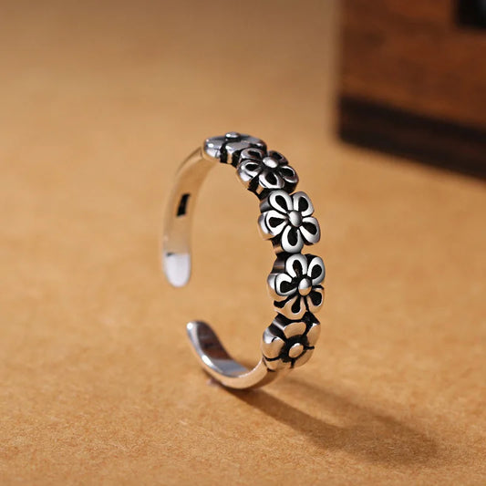 Sterling Silver Retro Flower Ring